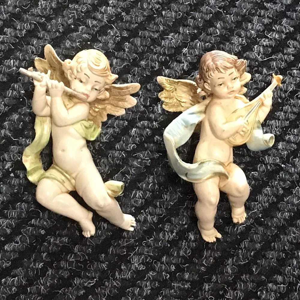 Vintage Depose Italy cherub tree ornament plastic angel ornament Fontanini style